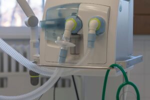 Arrière d'appareil Ventilateur de soins intensifs en RDC
